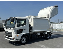 【近日入庫予定】【長期リース可能】 R3年 塵芥車 新明和製プレス式パッカー 8.7立米 汚水タンク付き 6速マニュアル 低走行 日野レンジャー