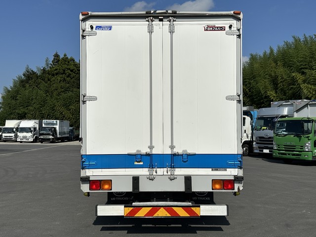中古 日産UD ウイング 4トン(中型) H30年 TKG-MK38Cの外装