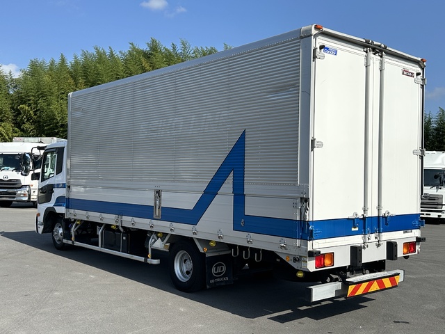 中古 日産UD ウイング 4トン(中型) H30年 TKG-MK38Cの外装