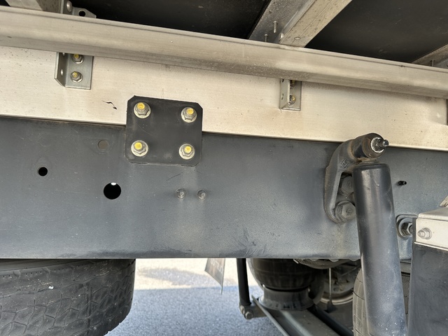 中古 日産UD ウイング 4トン(中型) H30年 TKG-MK38Cの部品