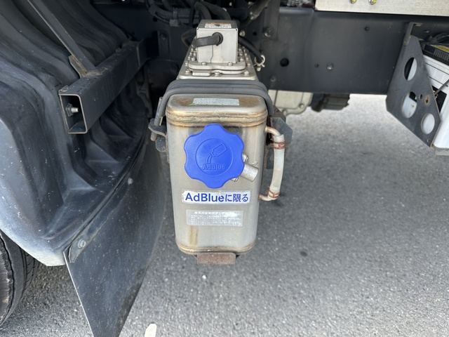 中古 日産UD ウイング 4トン(中型) H30年 TKG-MK38Cの部品