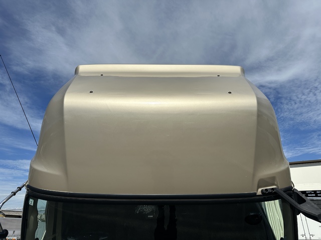 中古 【682万円】日野 ウイング 4トン(中型) R3年 2PG-FD2ABGの外装