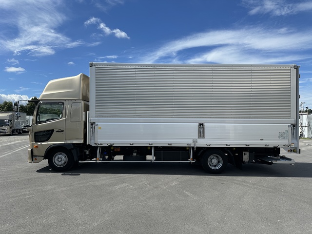 中古 【682万円】日野 ウイング 4トン(中型) R3年 2PG-FD2ABGの外装