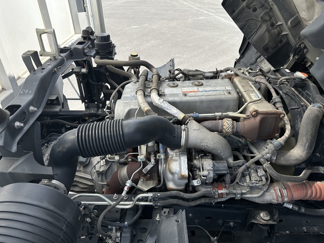 中古 【682万円】日野 ウイング 4トン(中型) R3年 2PG-FD2ABGの部品
