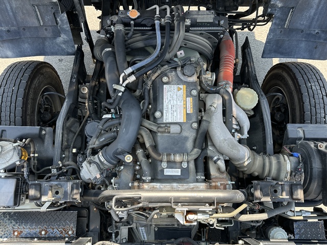 中古 【880万円】いすゞ アームロール 4トン(中型) R3年 2RG-FRR90S2の部品