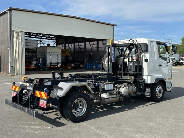 中古 【880万円】三菱ふそう アームロール 4トン(中型) R3年 2KG-FK62Fの外装