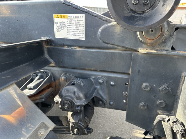 中古 【880万円】三菱ふそう アームロール 4トン(中型) R3年 2KG-FK62Fの部品