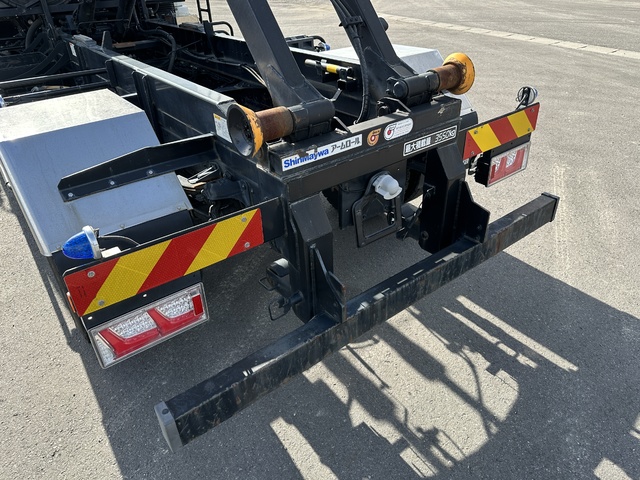 中古 【880万円】三菱ふそう アームロール 4トン(中型) R3年 2KG-FK62Fの部品