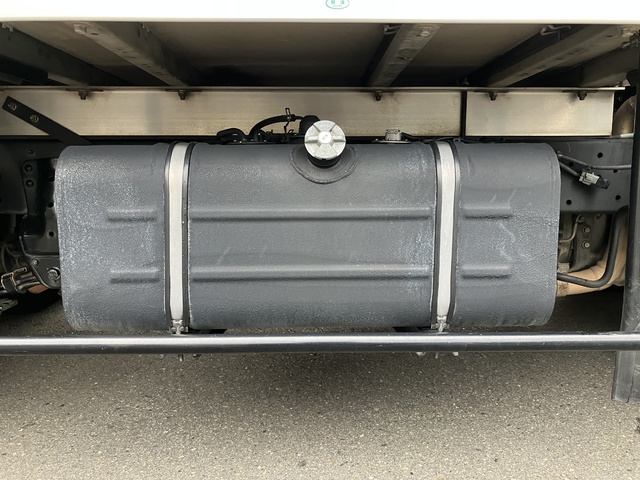 中古  冷凍バン 2トン(小型) R1年 TKG-XZC605の外装