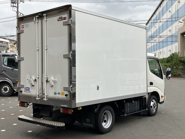 中古  冷凍バン 2トン(小型) R1年 TKG-XZC605の外装