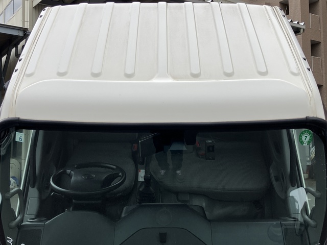 中古  冷凍バン 2トン(小型) R1年 TKG-XZC605の外装