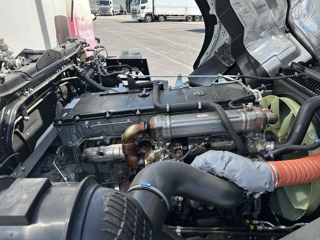 中古 【1,958万円】三菱ふそう ウイング 大型 R6年 2PG-FS84VZの部品