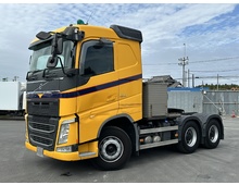  平成29年 ボルボ FH トラクターヘッド 6×4 520馬力 スリーパーキャブ 第5輪荷重20ｔ