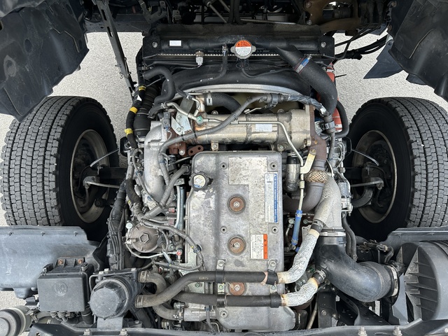 中古 【374万円】日野 冷凍バン 増トン H29年 2PG-FJ2ABGの部品