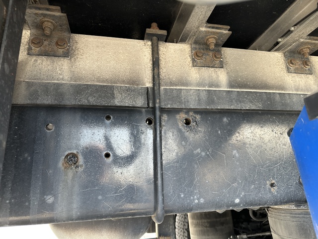 中古 【374万円】日野 冷凍バン 増トン H29年 2PG-FJ2ABGの部品