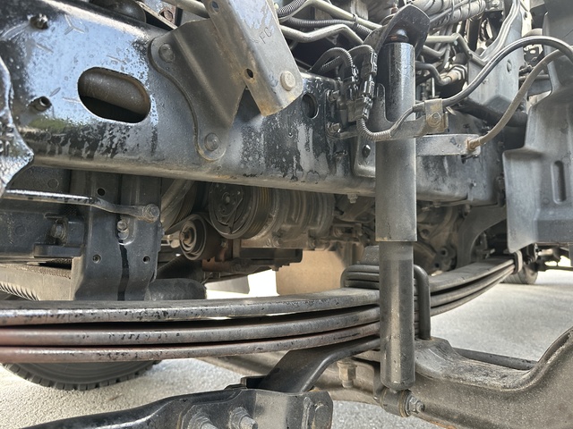 中古 【374万円】日野 冷凍バン 増トン H29年 2PG-FJ2ABGの部品