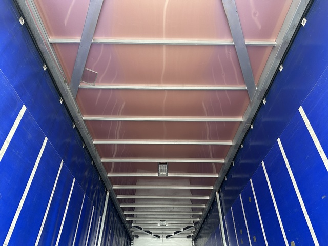 中古 【297万円】三菱ふそう バン 大型 H27年 QPG-FS64VZの内装