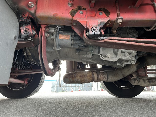 中古 【297万円】三菱ふそう バン 大型 H27年 QPG-FS64VZの部品