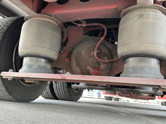 中古 【297万円】三菱ふそう バン 大型 H27年 QPG-FS64VZの部品