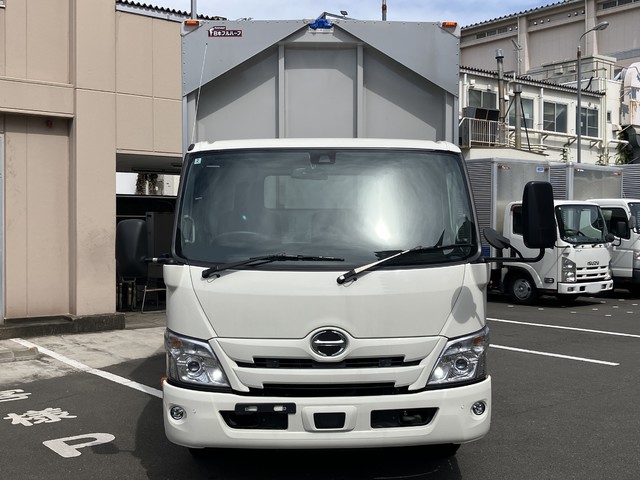 中古 【770万円】日野 ウイング 2トン(小型) R7年 2KG-XZU712Mの外装