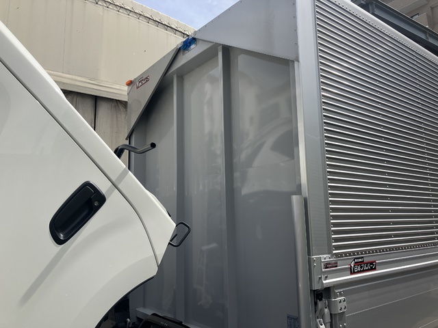 中古 【770万円】日野 ウイング 2トン(小型) R7年 2KG-XZU712Mの外装