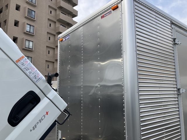中古 【550万円】三菱ふそう バン 2トン(小型) R6年 2RG-FEAV0の外装