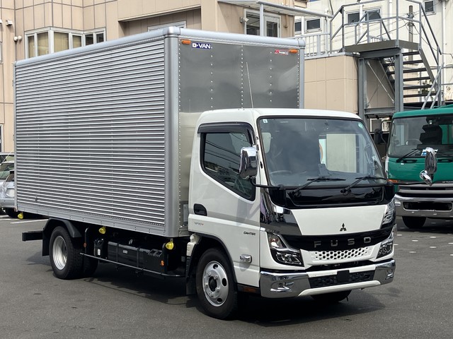 中古 【550万円】三菱ふそう バン 2トン(小型) R6年 2RG-FEAV0の外装
