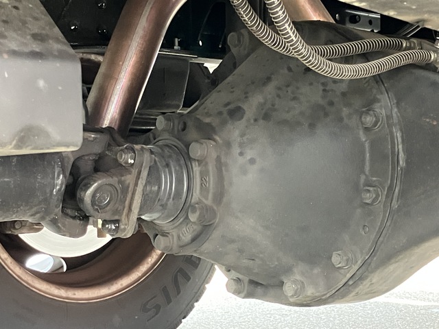 中古 【550万円】三菱ふそう バン 2トン(小型) R6年 2RG-FEAV0の部品
