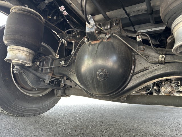 中古 【1,067万円】日野 ウイング 4トン(中型) R6年 2PG-FD2ABGの部品