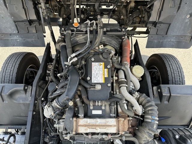 中古 【594万円】いすゞ ウイング 4トン(中型) H29年 TKG-FRR90S2の部品