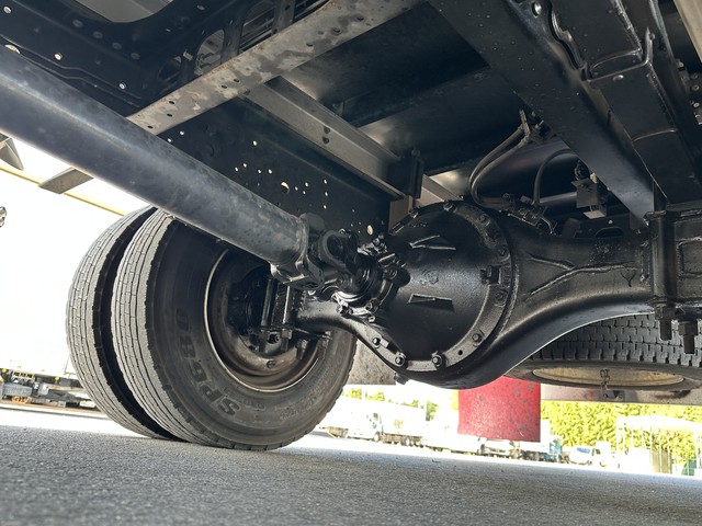 中古 【594万円】いすゞ ウイング 4トン(中型) H29年 TKG-FRR90S2の部品
