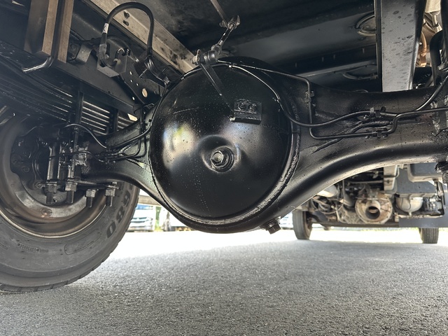 中古 【594万円】いすゞ ウイング 4トン(中型) H29年 TKG-FRR90S2の部品