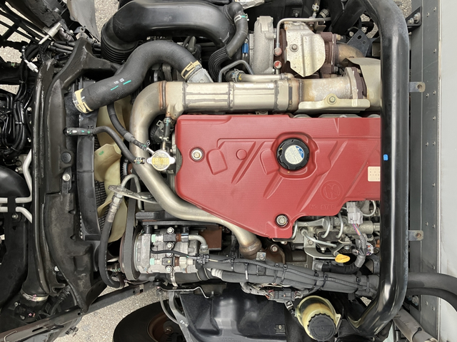 中古 【374万円】日野 冷凍バン 2トン(小型) H30年 TPG-XZC605Mの部品