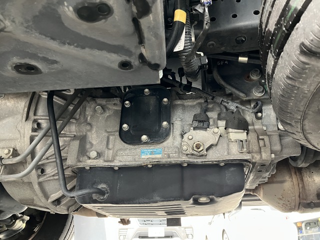 中古 【374万円】日野 冷凍バン 2トン(小型) H30年 TPG-XZC605Mの部品