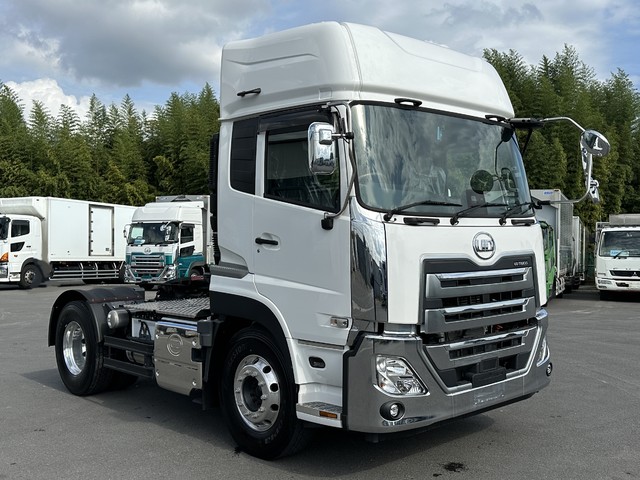 中古 【1,507万円】日産UD トレーラーヘッド (トラクターヘッド) 大型 R6年 2RG-GK5DABの外装