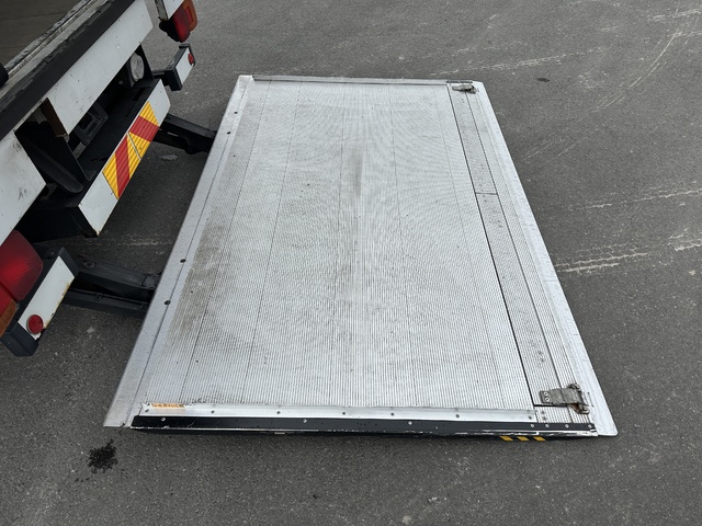 中古 【396万円】日野 バン 4トン(中型) H25年 TKG-FD7JLAGの部品