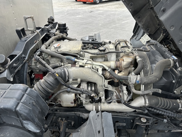 中古 【396万円】日野 バン 4トン(中型) H25年 TKG-FD7JLAGの部品
