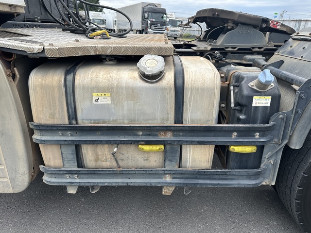 中古 三菱ふそう トレーラーヘッド (トラクターヘッド) 大型 H29年 QPG-FP64VDRの外装