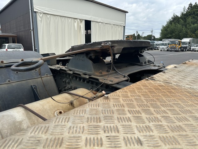 中古 三菱ふそう トレーラーヘッド (トラクターヘッド) 大型 H29年 QPG-FP64VDRの内装