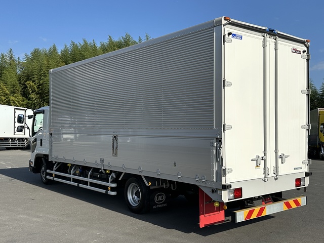 中古 【902万円】日産UD ウイング 4トン(中型) R4年 2PG-BRR90T2の外装