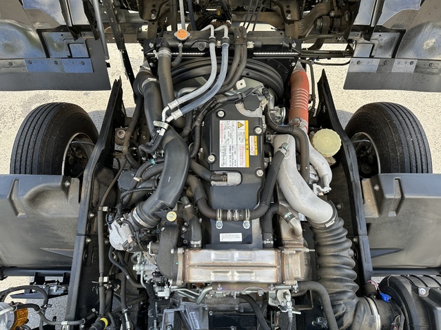 中古 【902万円】日産UD ウイング 4トン(中型) R4年 2PG-BRR90T2の部品