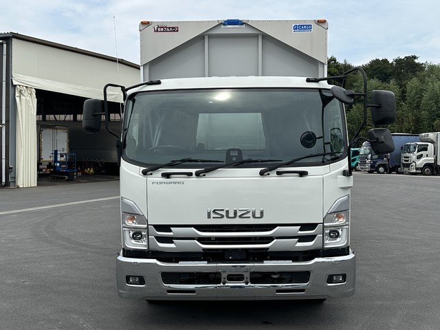 中古 【990万円】いすゞ ウイング 4トン(中型) R5年 2RG-FRR90T2の外装