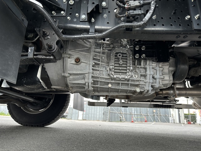 中古 【990万円】いすゞ ウイング 4トン(中型) R5年 2RG-FRR90T2の部品