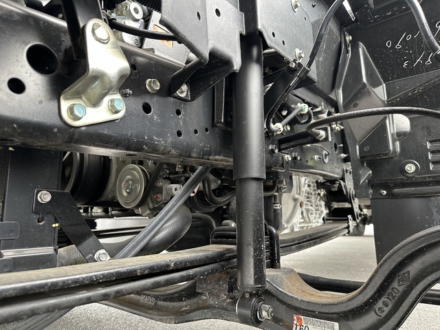 中古 【990万円】いすゞ ウイング 4トン(中型) R5年 2RG-FRR90T2の部品