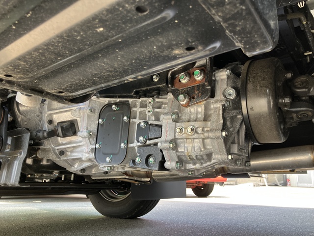 中古 【770万円】日野 ウイング 2トン(小型) R6年 2KG-XZU722Mの部品