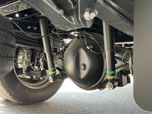 中古 【770万円】日野 ウイング 2トン(小型) R6年 2KG-XZU722Mの部品