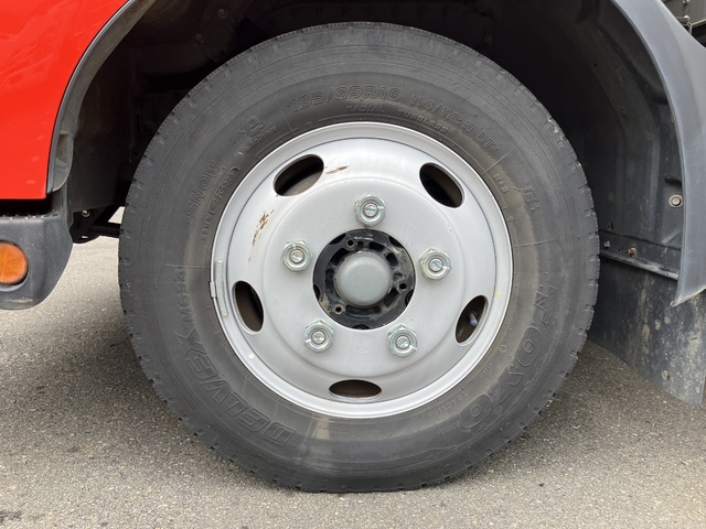 中古 【539万円】日野 バン 2トン(小型) R4年 2RG-XZU710Mの外装