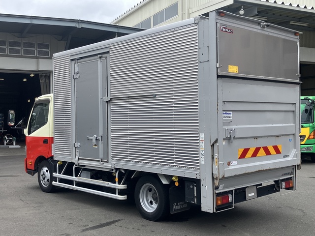 中古 【539万円】日野 バン 2トン(小型) R4年 2RG-XZU710Mの外装