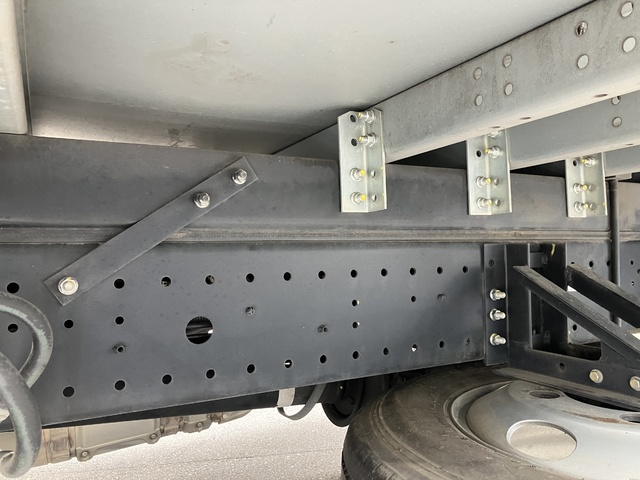 中古 【539万円】日野 バン 2トン(小型) R4年 2RG-XZU710Mの部品