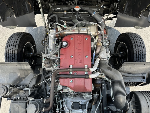 中古 【1,298万円】日野 ウイング 4トン(中型) R6年 2PG-FD2ABGの部品